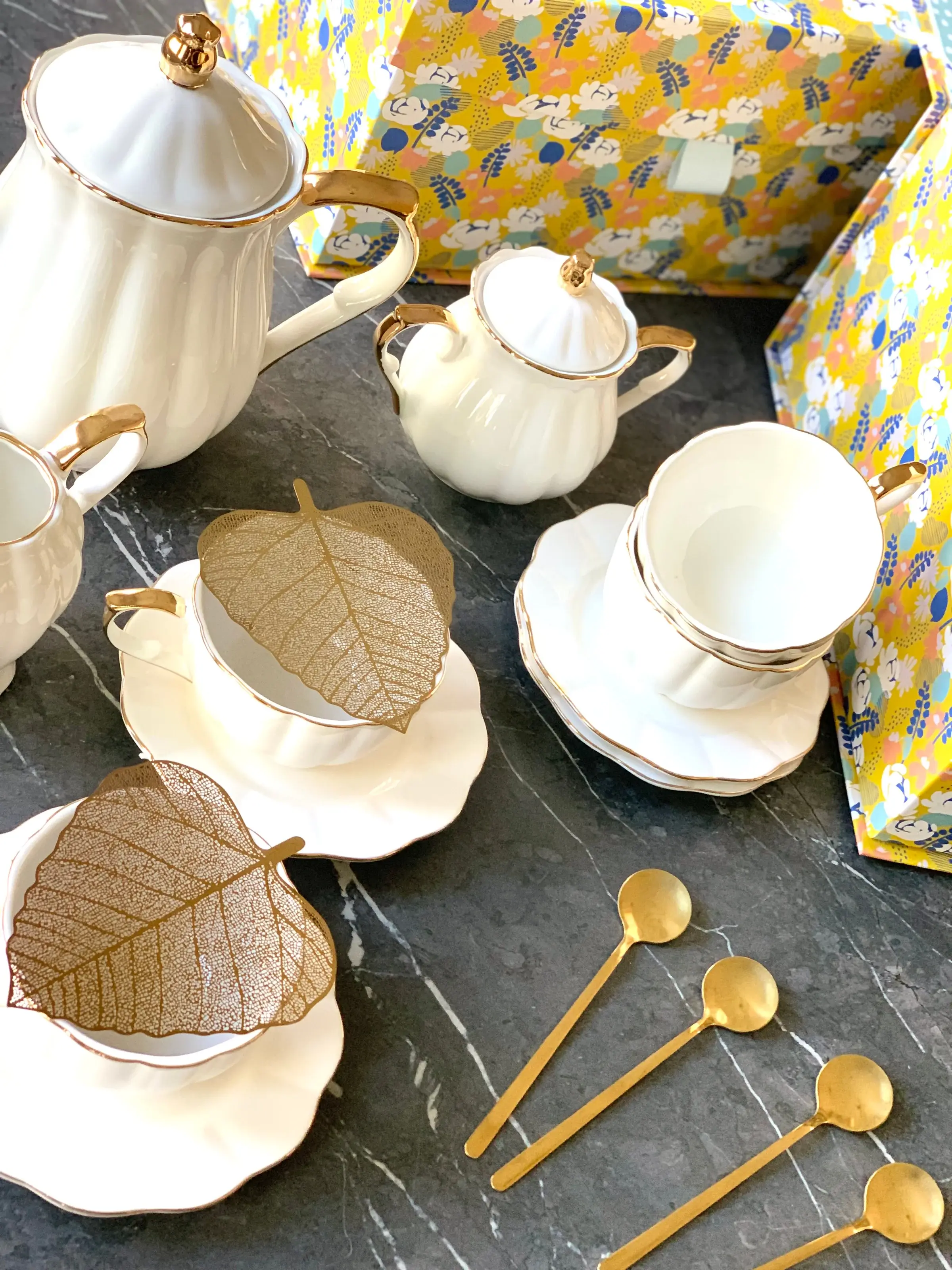 Animated sequence of hands shaping clay on a potter's wheel.